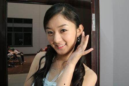 赵丽颖的丑照片曝光,揭秘明星真实一面